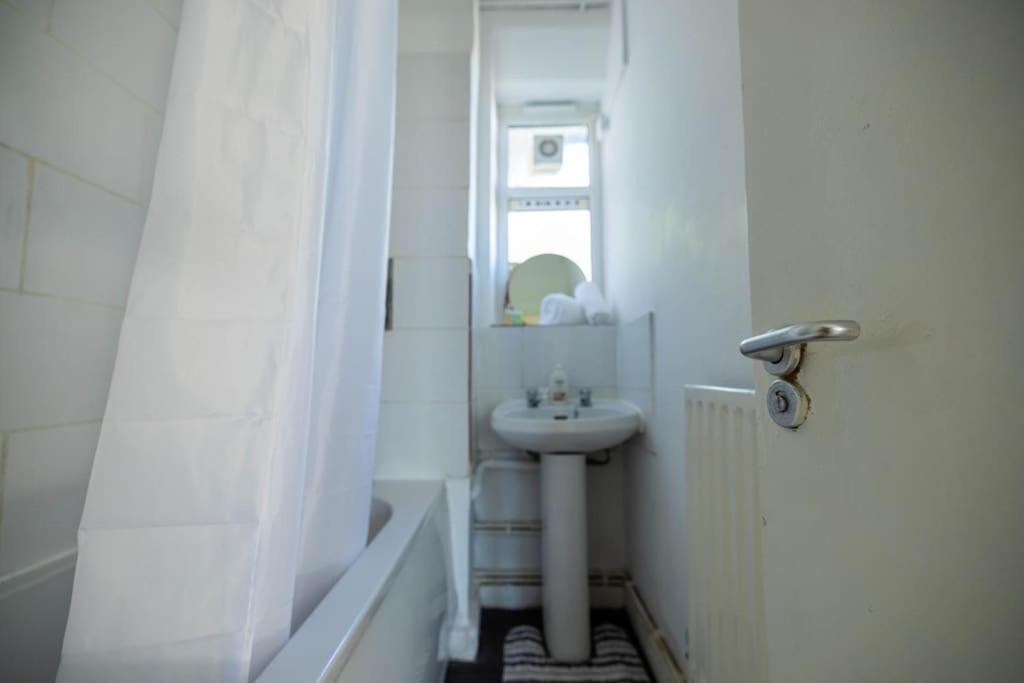 شقة Pristine 3 Beds Hackney E9 لندن المظهر الخارجي الصورة